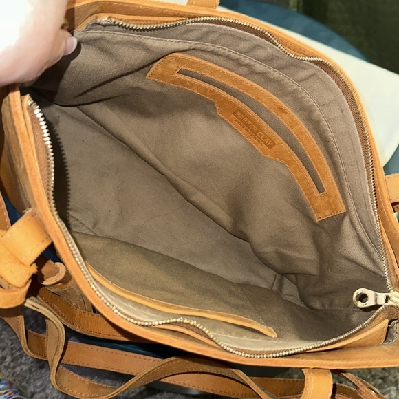 Parker Clay Eden carryall tote bag in rust brown - Picture 7 of 8